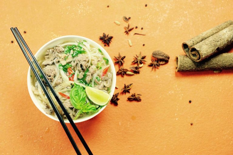 pho noodle soup